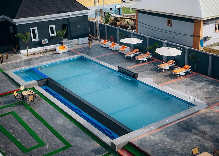 Regal Empire Luxury Hotel