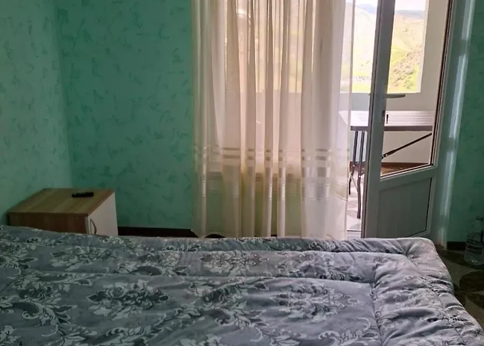 Адами Драхт