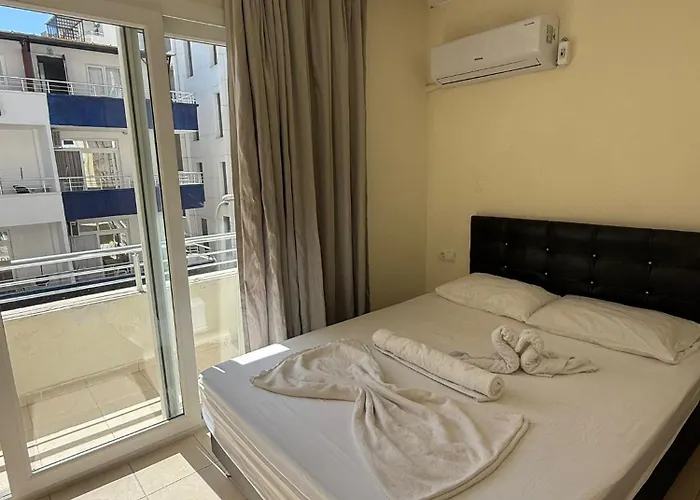 Holiday Hotel