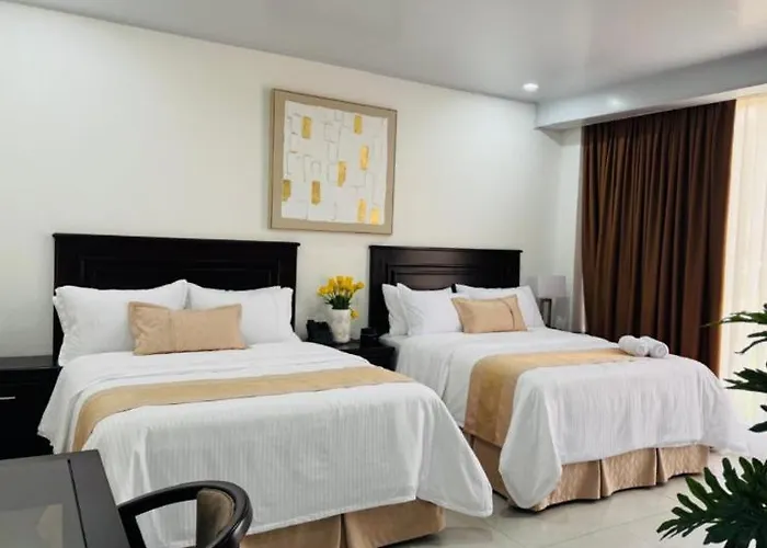Hotel Fenix