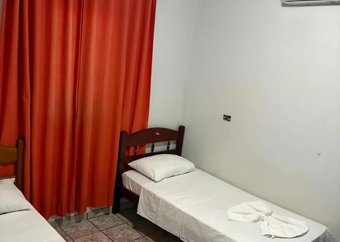 Hotel em Caçu