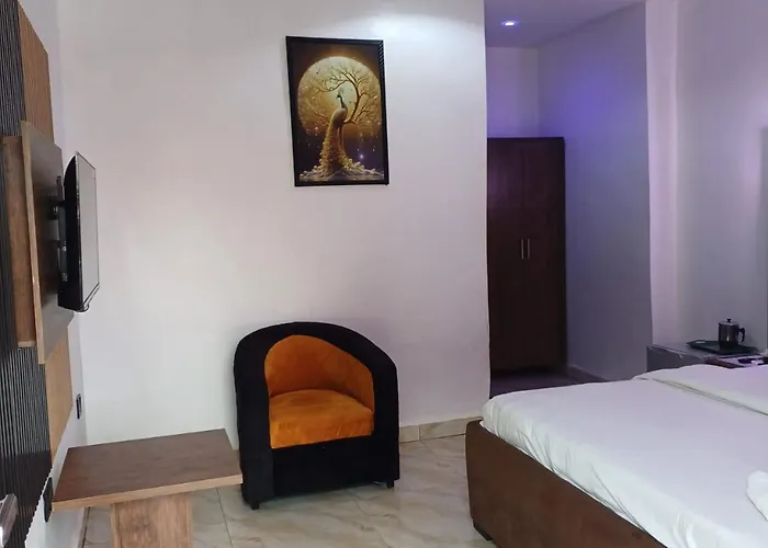 Lakabana Edge Hotel And Suites