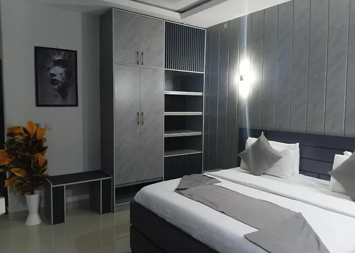 Emirates Star Hotel & Suites
