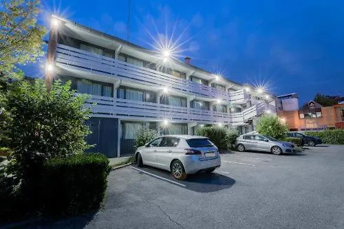 Urban House
