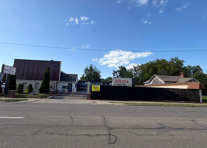 Riviera motel