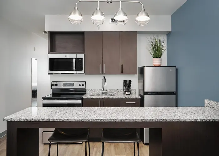 Stayapt Suites Hampton