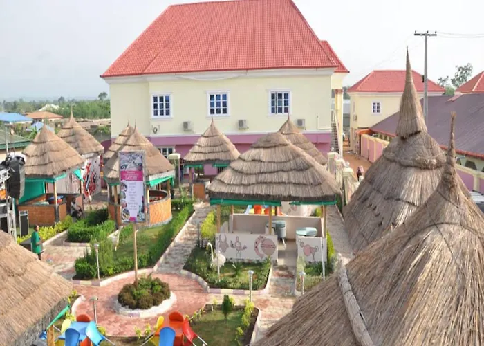 Prosperous Royal Hotel And Resort Center