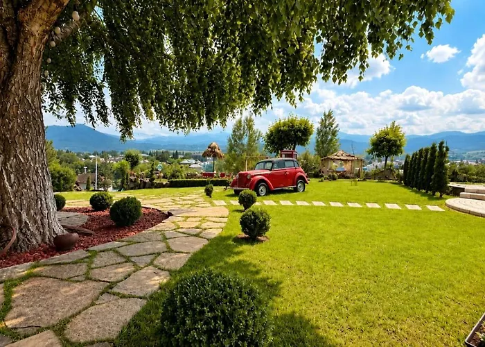 Sochi Resort-Pine Garden Boutique Hotel And Pool Stepanavan