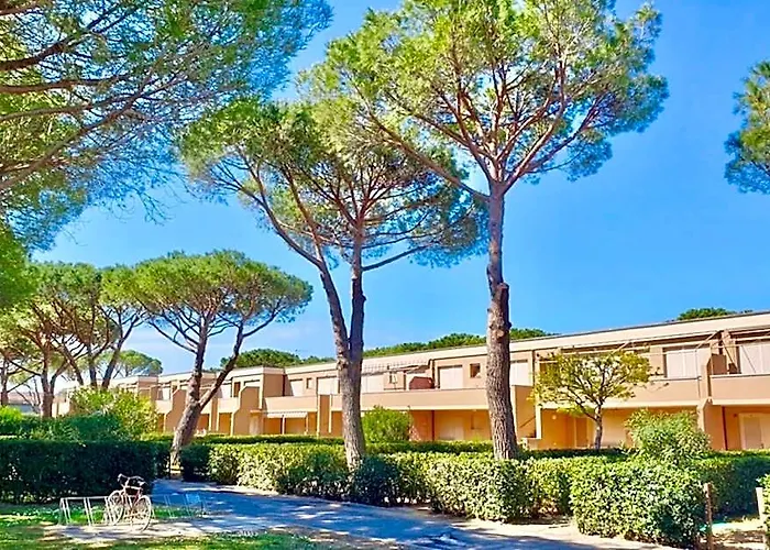 Isa-Holiday Homes From 400 To 900 M From The Beach, Apartments 6 Beds