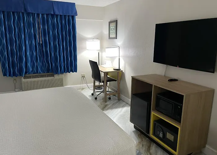 Days Inn By Wyndham Jersey City