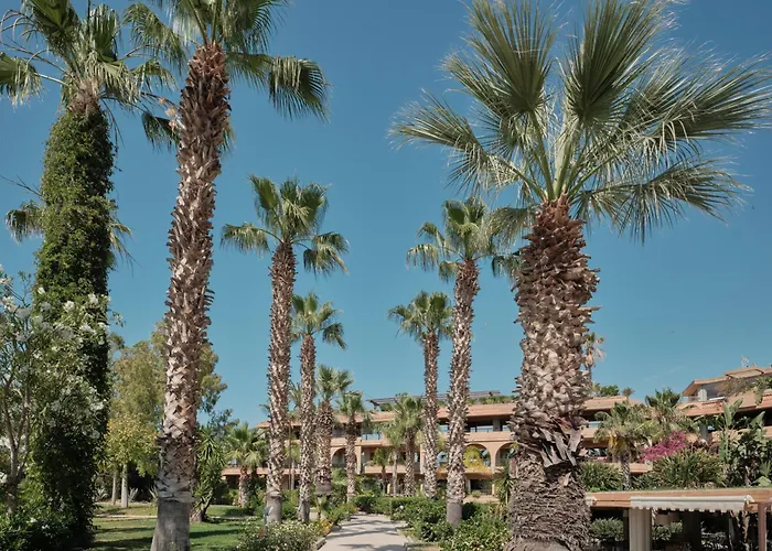 Acacia Resort
