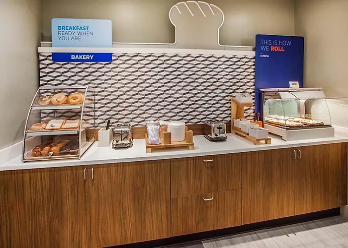 Holiday Inn Express Le Claire Riverfront-Davenport By Ihg