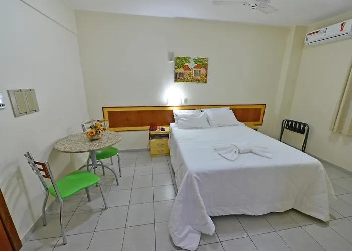 Vinds Plaza Hotel