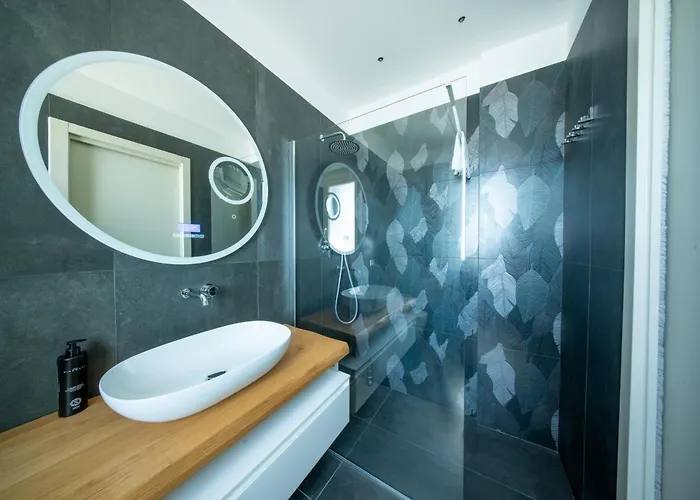 Elegance Suite Apartments - Siroli Collection