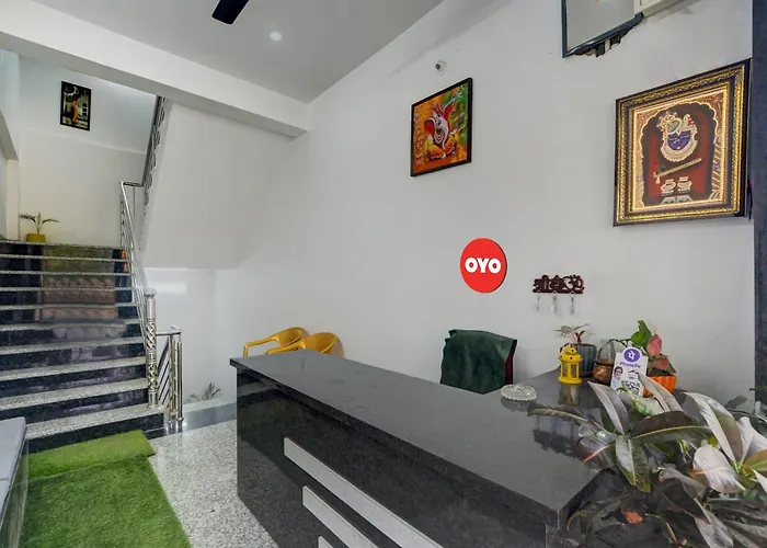 Hotel O Shree Ji Kunj