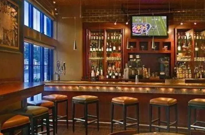Inn & Suites Baltimore Downtown/Inner Harbor