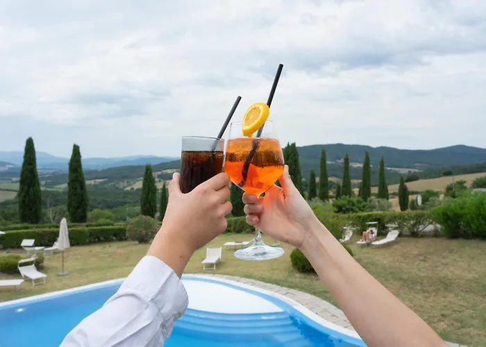 Relax Hotel Acquaviva - Tuscany Hills