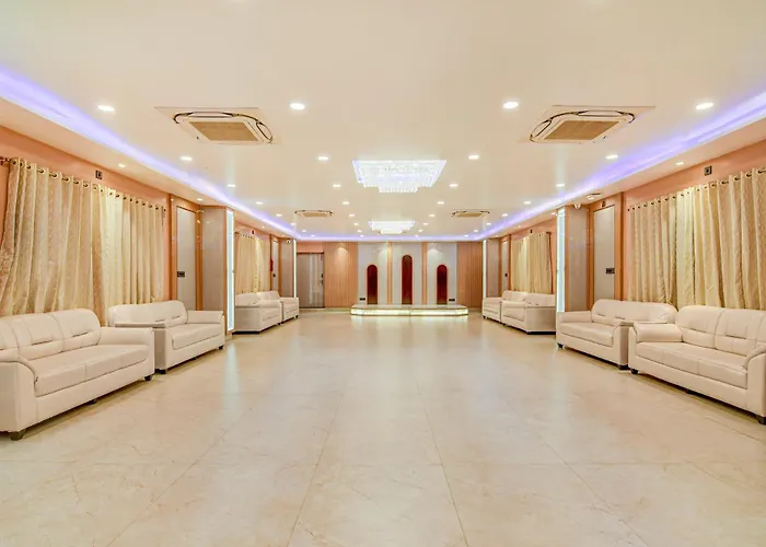 Townhouse Oak Dankuni Crossway Formerly Annapurna Banquet & Inn