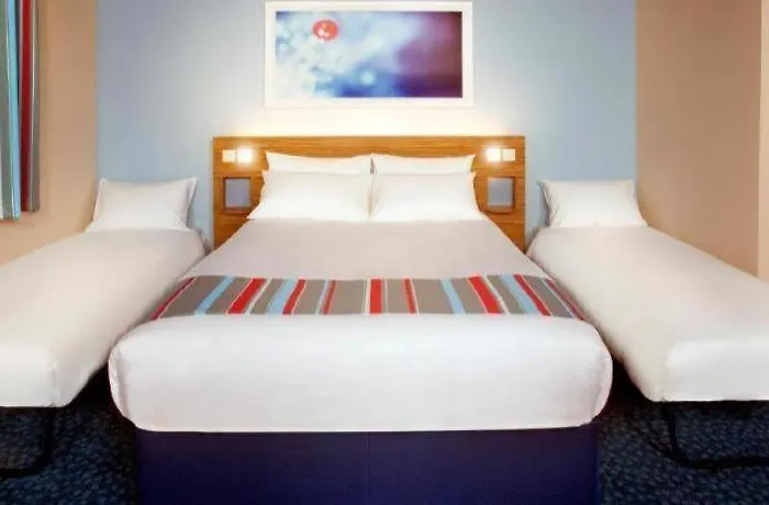 Travelodge Reading M4 Westbound