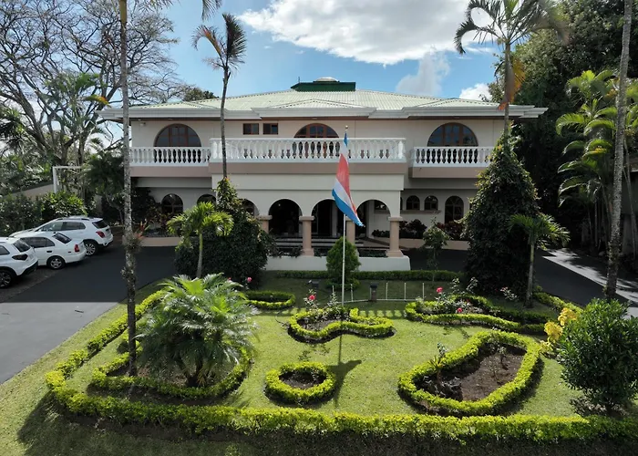 Buena Vista Chic Hotel