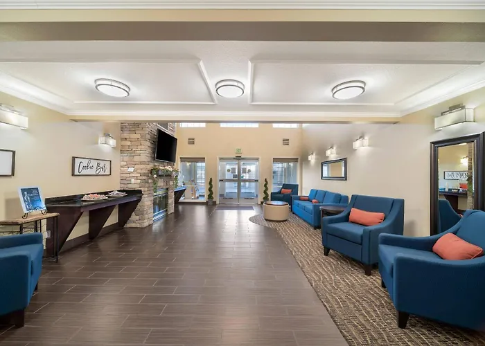 Comfort Suites Red Bluff Near I-5