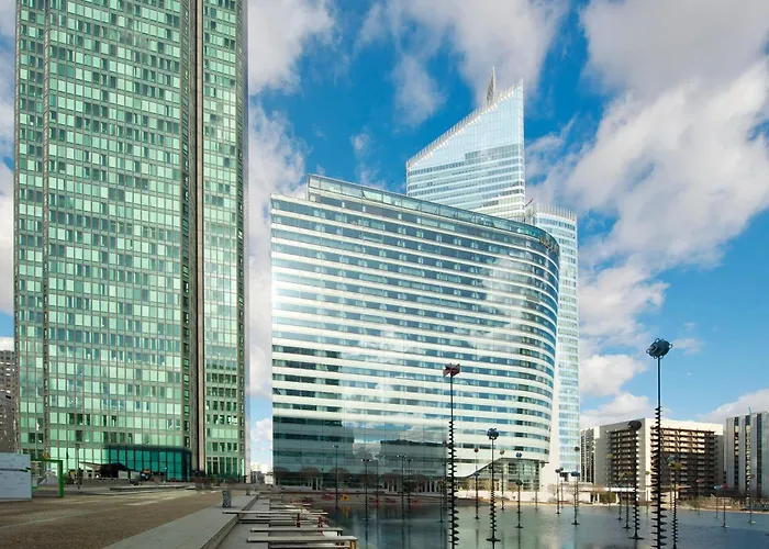 Melia Paris La Defense