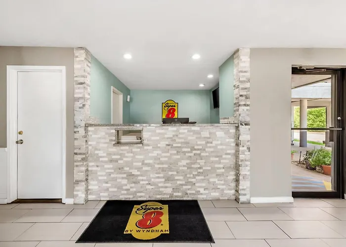 Super 8 By Wyndham Bossier City/Shreveport Area