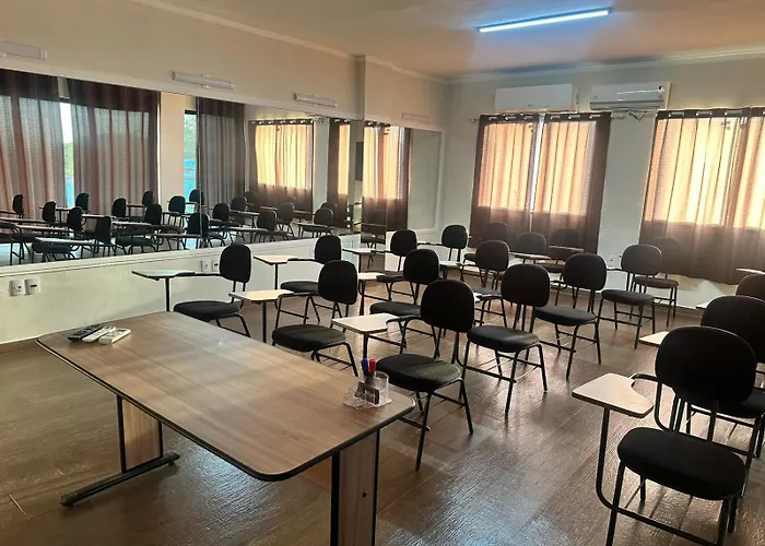 Charles Hotel