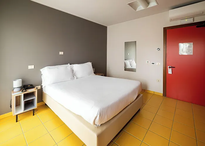 Phi Hotel Homy Druento