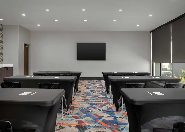 Home2 Suites By Hilton Cullman
