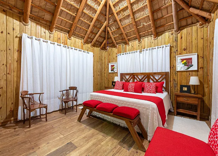 Vista De Aguilas Ecolodge