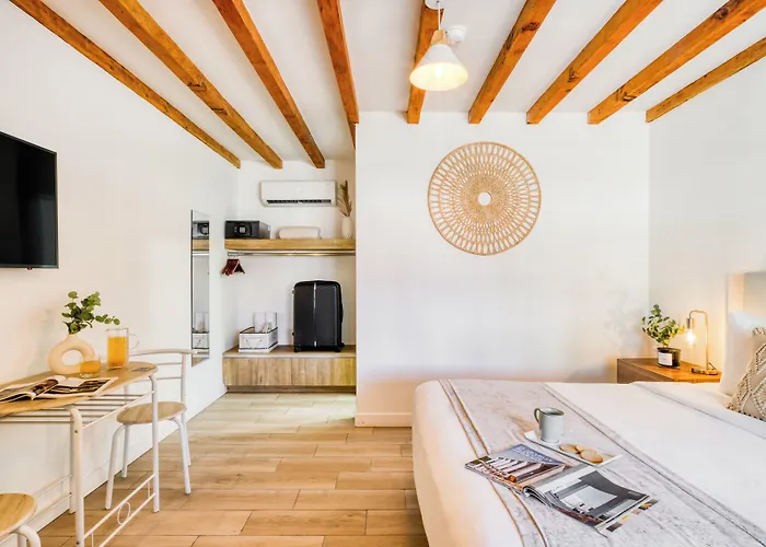 Beach House By Uliv