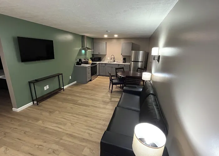 Valley Inn And Suites