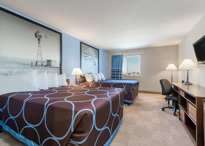 Super 8 By Wyndham Beloit