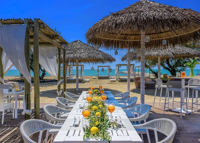 Pareus Beach Resort