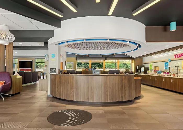 Tru By Hilton Asheville Blue Ridge Parkway