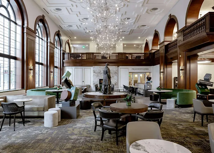 Hotel Fort Des Moines, Curio Collection By Hilton