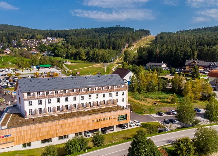 Hotel Element