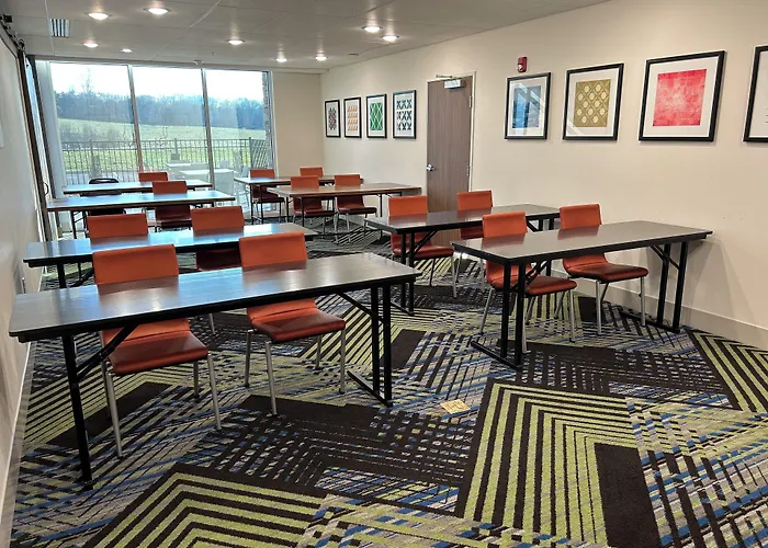 Holiday Inn Express & Suites - Abingdon By Ihg