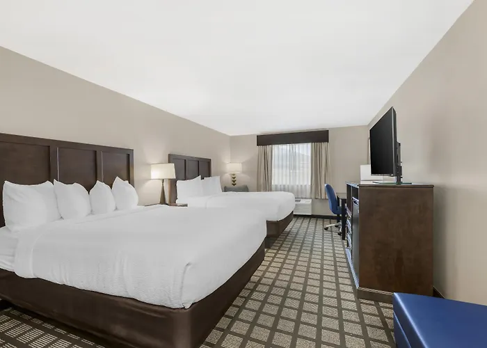 Best Western North Bryant Inn