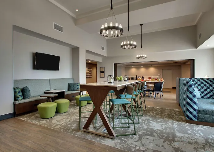 Hampton Inn & Suites By Hilton Southport