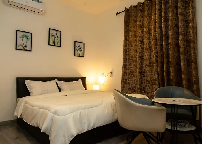 Brymac Hotel