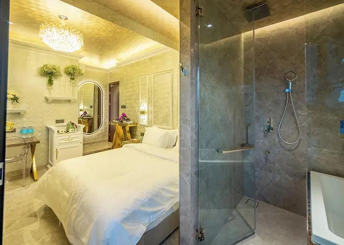 Ritz Residence - A Member Of The Luxury Hotel Group