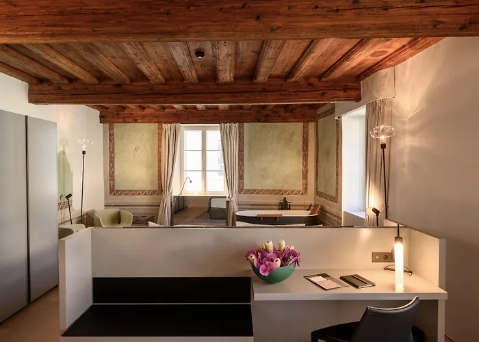 Zlata Ladjica Boutique Hotel