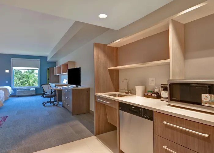 Home2 Suites By Hilton Naples I-75 Pine Ridge Road