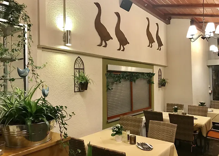 Hotel - Restaurant Hirschen - Werneths Landgasthof Beim Europa- Park Rust