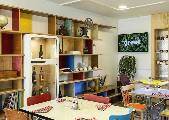 Greet Hotel Angouleme