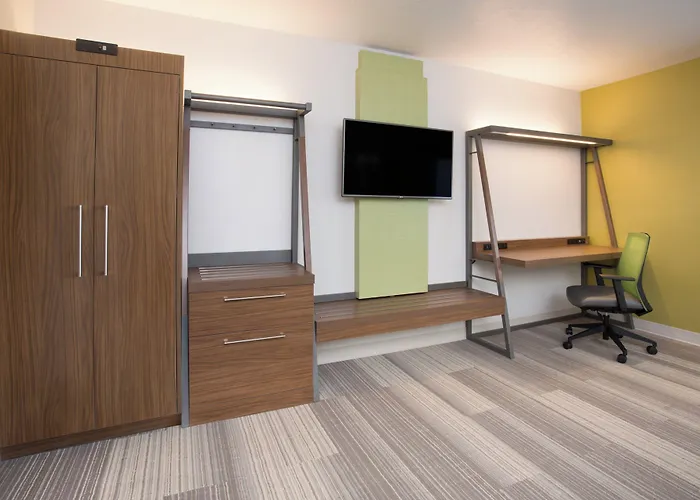 Holiday Inn Express & Suites - Millersburg By Ihg