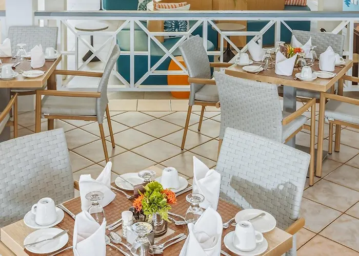 Bay Gardens Hotel