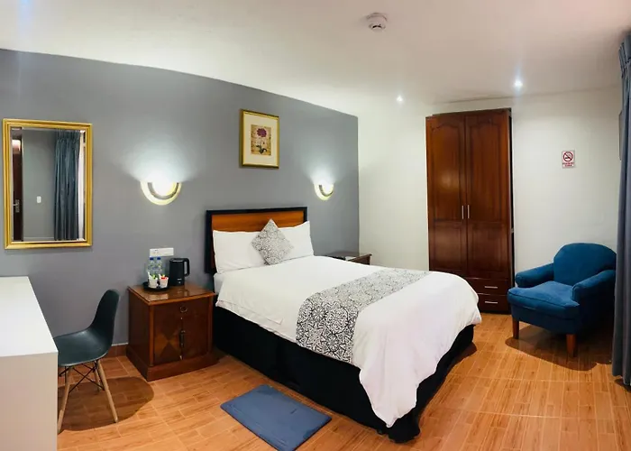 ACCEL Hotel La Quinta